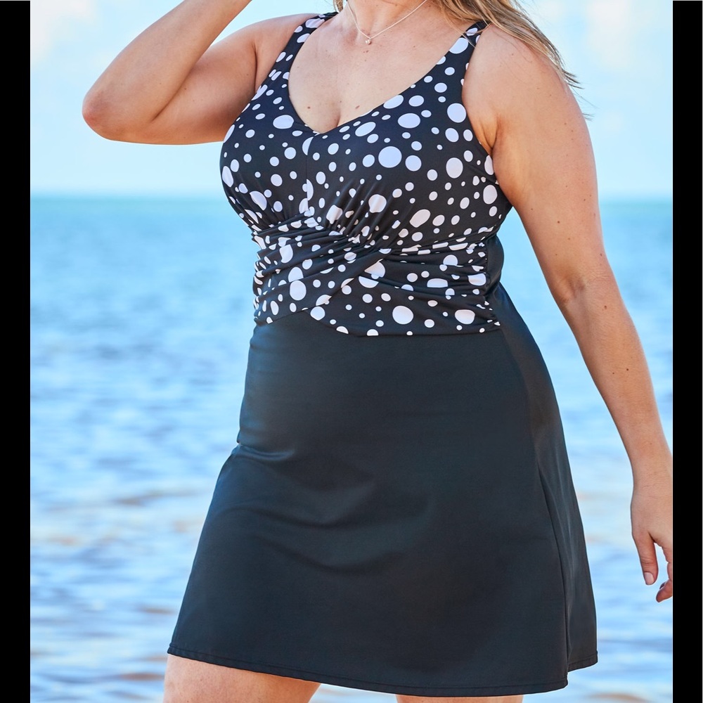 Swimsuits For All pokadot Underwire Swimdress, 26